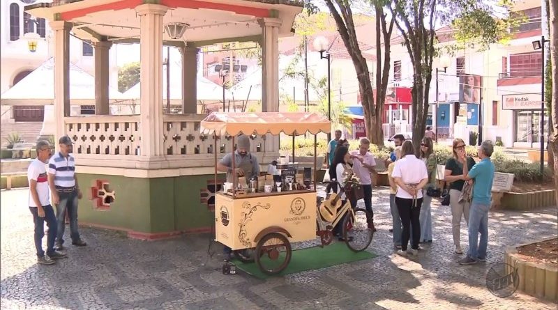 comerciantes-inovam-com-cafe-em-bicicleta-e-padaria-a-ceu-aberto-em-mg-800-x-450