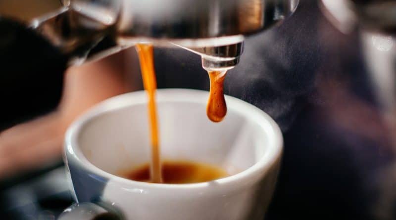 cafe-espresso-gota-maquina-xiacara
