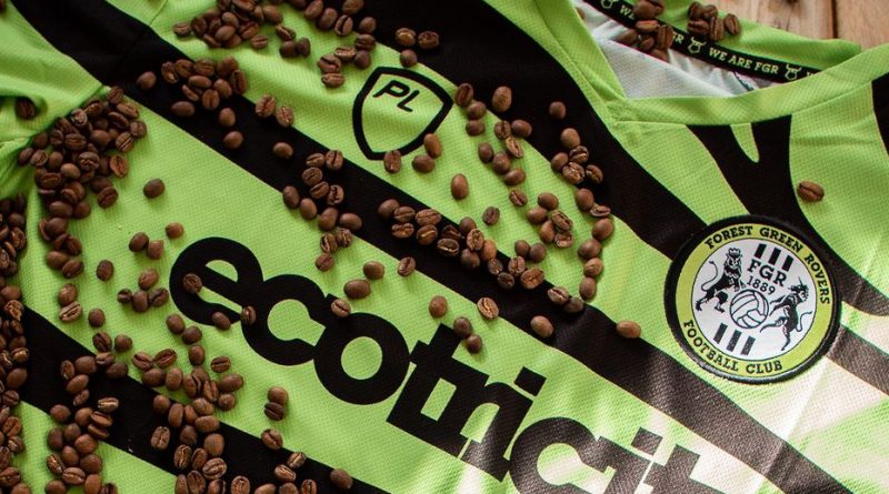 Time de futebol “mais verde do mundo” usará uniforme feito à base de café