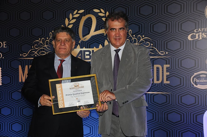 Cafés da Cooxupé recebem prêmio da ABIC de Melhor Qualidade 01